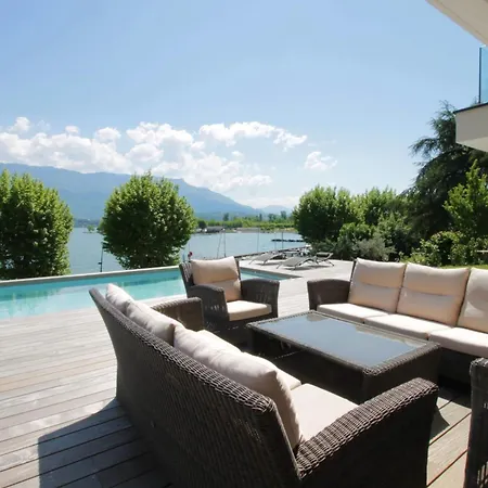 D'exception Piscine Vue Et Accès Direct * Le Bourget-du-Lac
